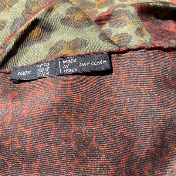 Vintage YSL Mega Silk Scarf in panther print - Picture 12 of 15